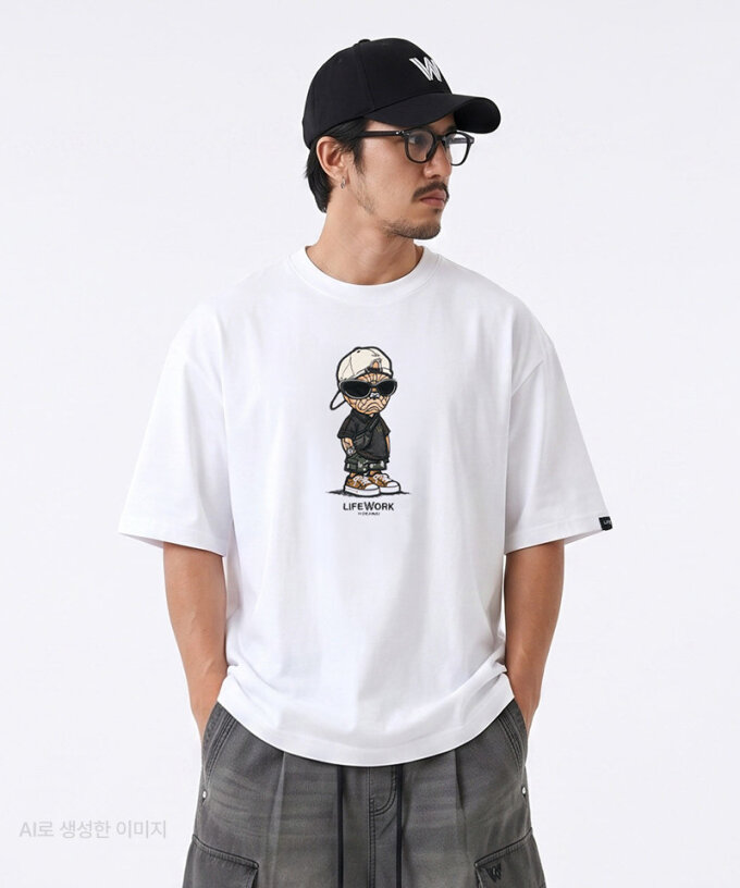 공용) 스트릿 스냅백 힙독 반팔 티셔츠( LW262TS106)