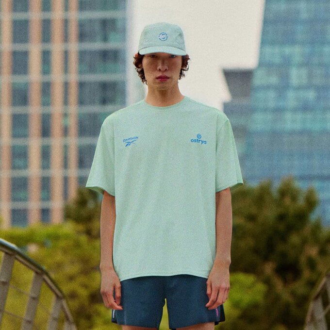 RBK x오스트리야 퍼포먼스 반팔티 - 세이지 그린 / RETS6EOT1E1
