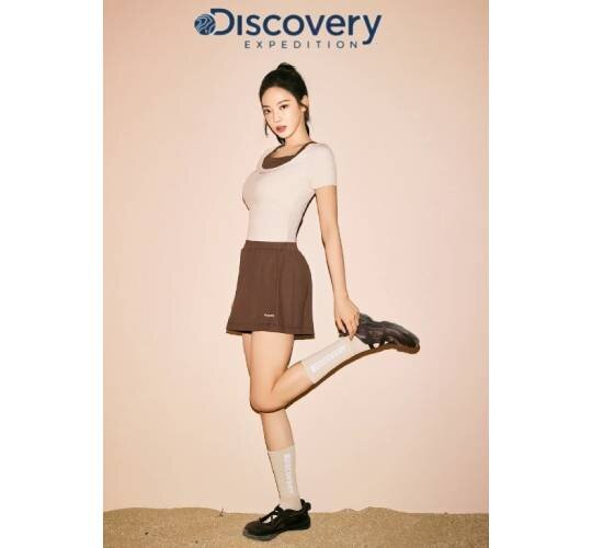 디스커버리 26SS 여성 2IN1 A라인 셋업 쇼츠 DWSBB2063
