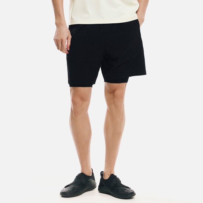 맨 에센셜 4부 레깅스 쇼츠 블랙 (B6SMWLP101BLK)