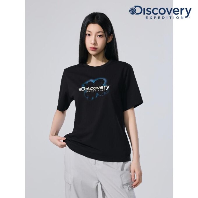 디스커버리 유니 프레시벤트 맵 레터링 반팔티셔츠 (DXRS7P063)