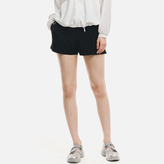 우먼 에센셜 하이웨이스트 3부 워터 쇼츠 블랙 (B6SWWBS001BLK)