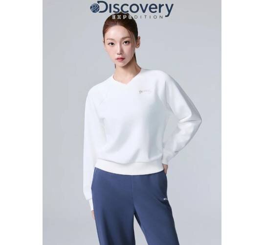  디스커버리 26FW 여성 브이넥 스몰그래픽 맨투맨 DWMT4A064