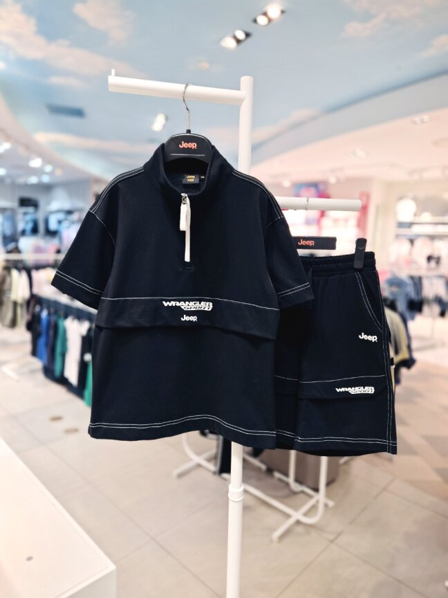 왜고니어 배색 스티치 반넥 반팔티 KR3TSU247 반바지 KR3TPU247 BK