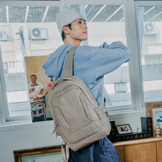 JUVIX 유틸리티 백팩 TAUPE UR478005