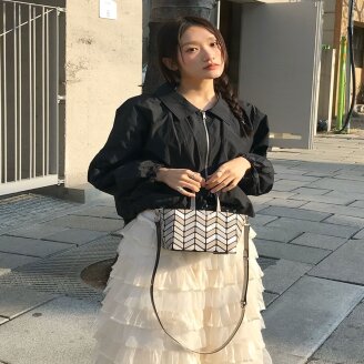 베이지 컬러 로젤라 뮤즈 크로스 겸 토트백 JABA5F422I2