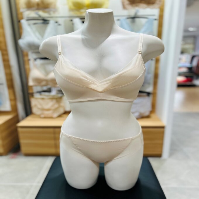 볼륨업 노와이어브라 햄팬티 셋트 크림 BGWBB503 BGWPB503