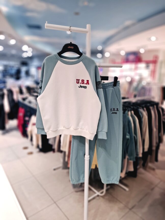 USA 배색 나글란 맨투맨 KR1TSU822 조거팬츠 KR1TPU922 MT