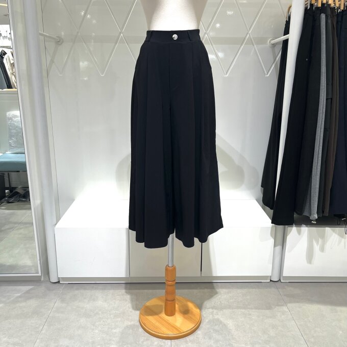 핀턱 와이드 백밴딩 팬츠 870410